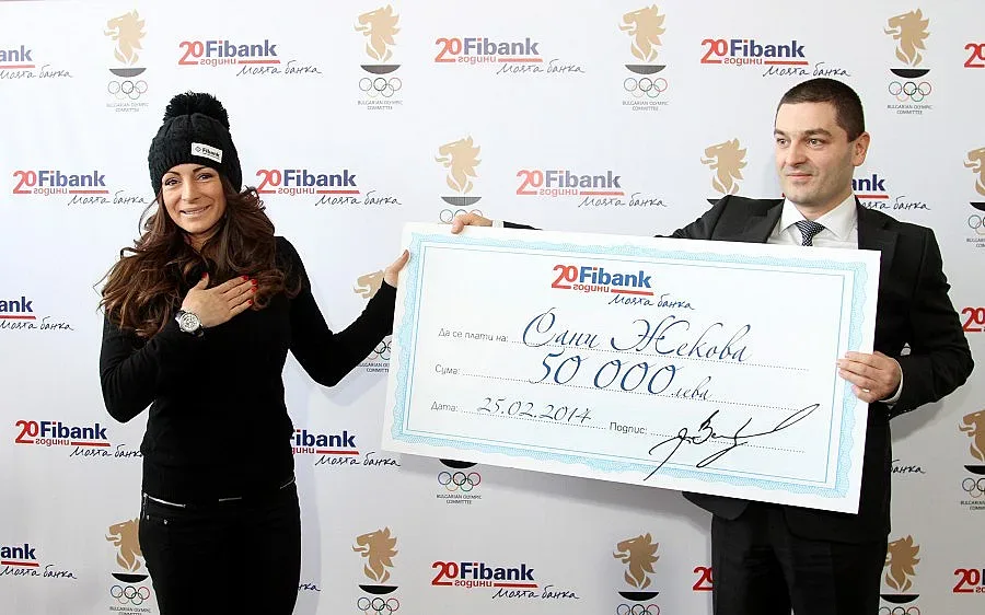 Сани Жекова: Хората по улиците ме прегръщат, странно е