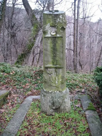 Възстановяват запуснато военно гробище в Шипка