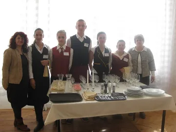 Гимназисти се съревноваваха по "професии"