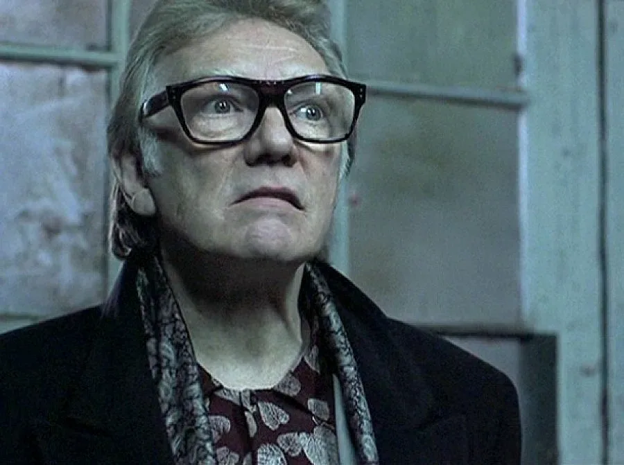 Алън Форд - гангстер в "Под прикритие"