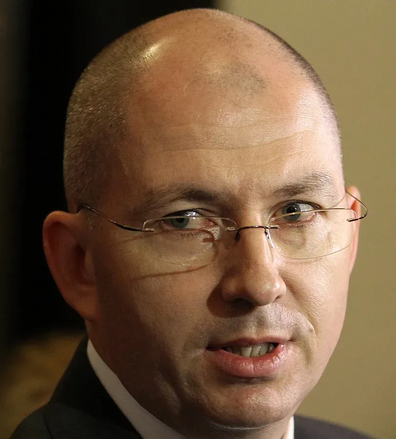 Съдбата на кабинета ясна след евровота