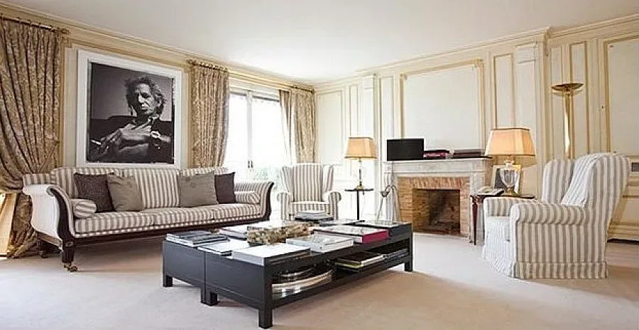 20 000 долара за седмица в Париж