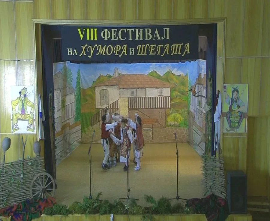 „Академици" от Скрът борят с ум гърци и македонци