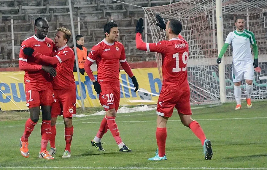 Черни и Марсиньо приключиха с ЦСКА