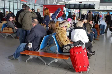 Проучване: Няма наплив на българи на Острова