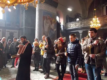 Украинците в Добрич се помолиха за жертвите на Майдана