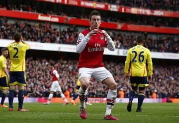 Арсенал и Сити без грешки в гонитбата за върха