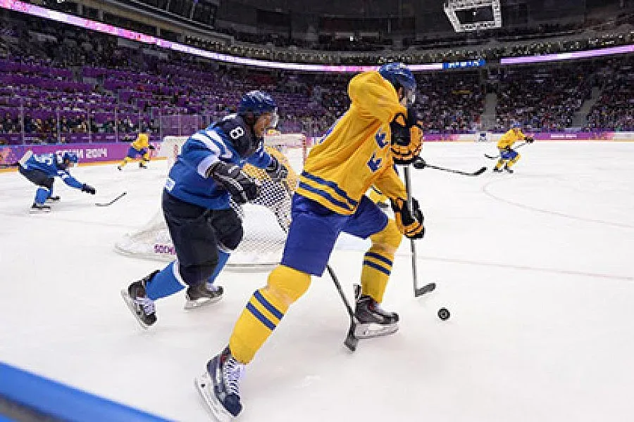 Швеция се класира за финала в хокея