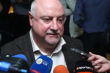 Баждеков: Нямаме проблем с парите 