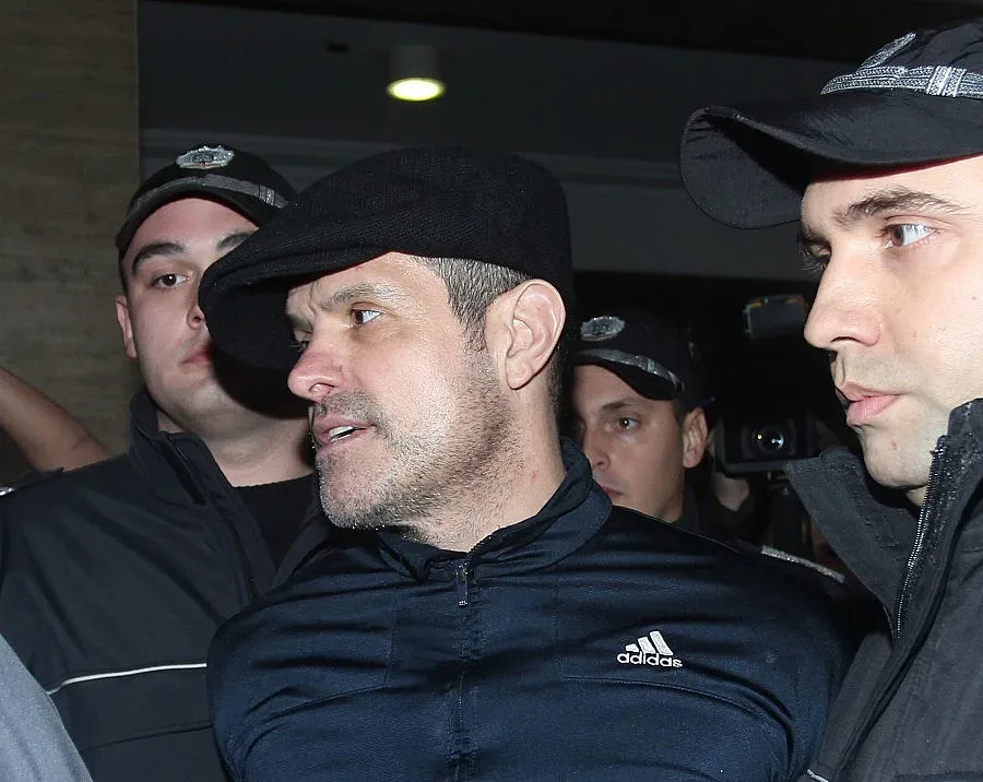 Съдът решава за екстрадицията на Брендо