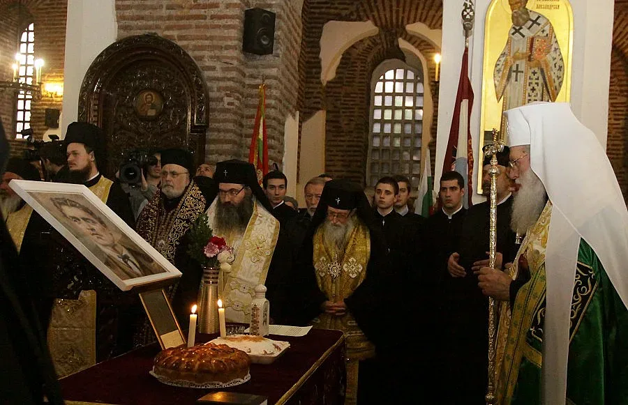 Плевнелиев се извини на Левски