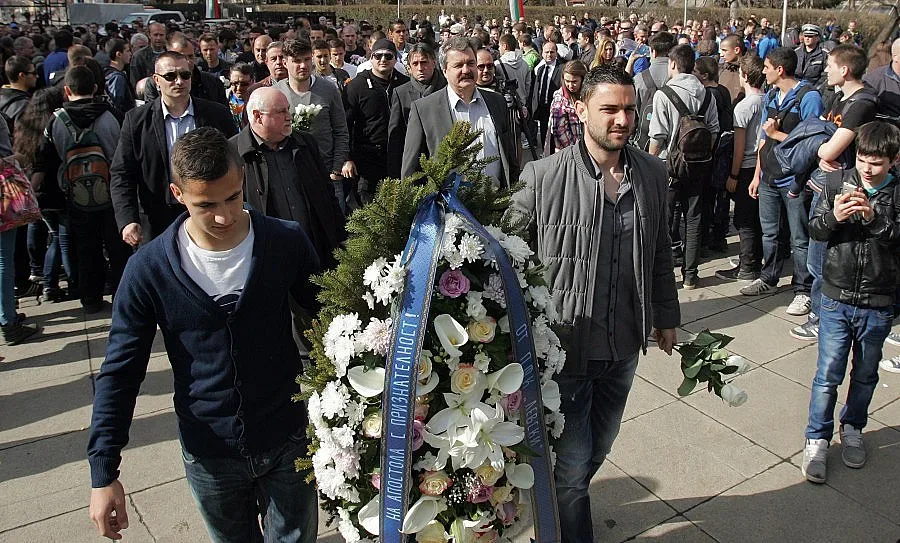 Батков: Строежът няма да спре