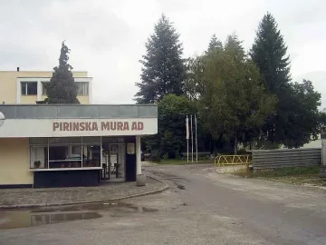 Ден на преговори за заплати между шефове и работници в Банско