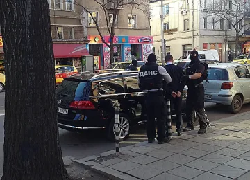 Хванаха къртица в ДАТО, наркобосове й плащали абонамент