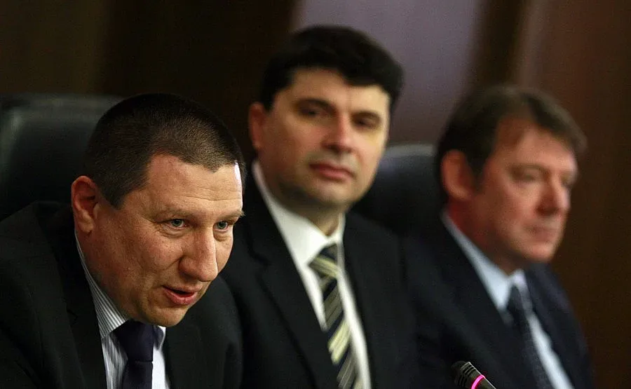 Хванаха къртица в ДАТО