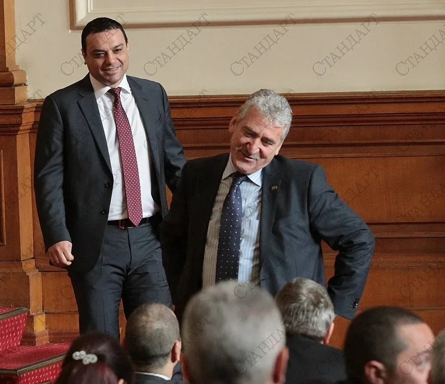 Стягат ГЕРБ 2 в парламента