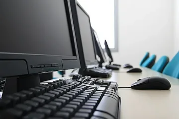 Лизингът на компютри скочи три пъти
