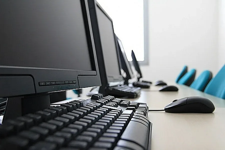 Лизингът на компютри скочи три пъти