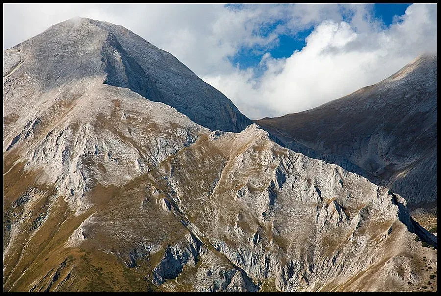 Тинейджър се преби в Пирин пред очите на баща си