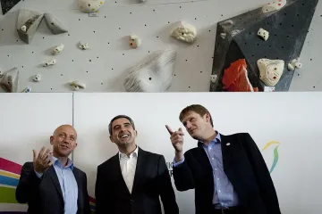 Плевнелиев: Имаме нужда от различно мислещи млади хора