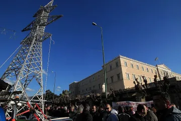 Рекордни данъци за гръцките имоти