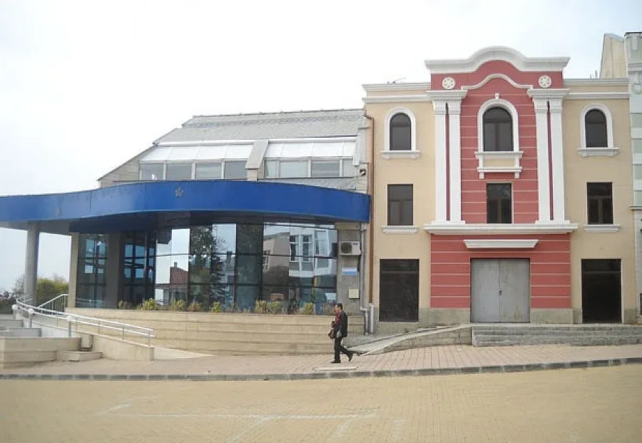 Кметство освобождава от такси доброволци, но не и половинките им