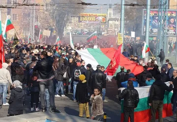 Осъдиха 8 души, участвали в безредиците в Пловдив