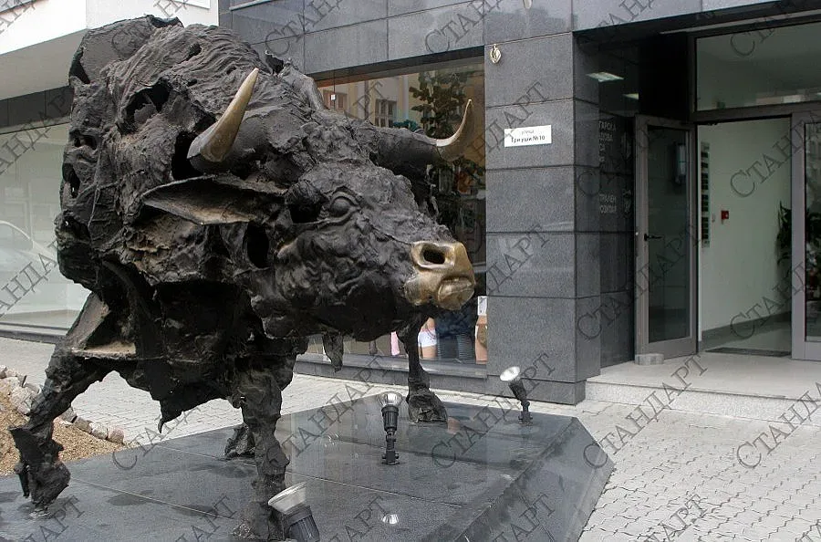 Биковете се готвят за зелени поля