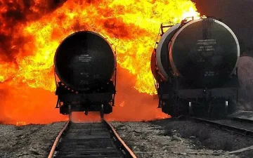 ЖП катастрофа заради взрив в Пакистан, има жертви