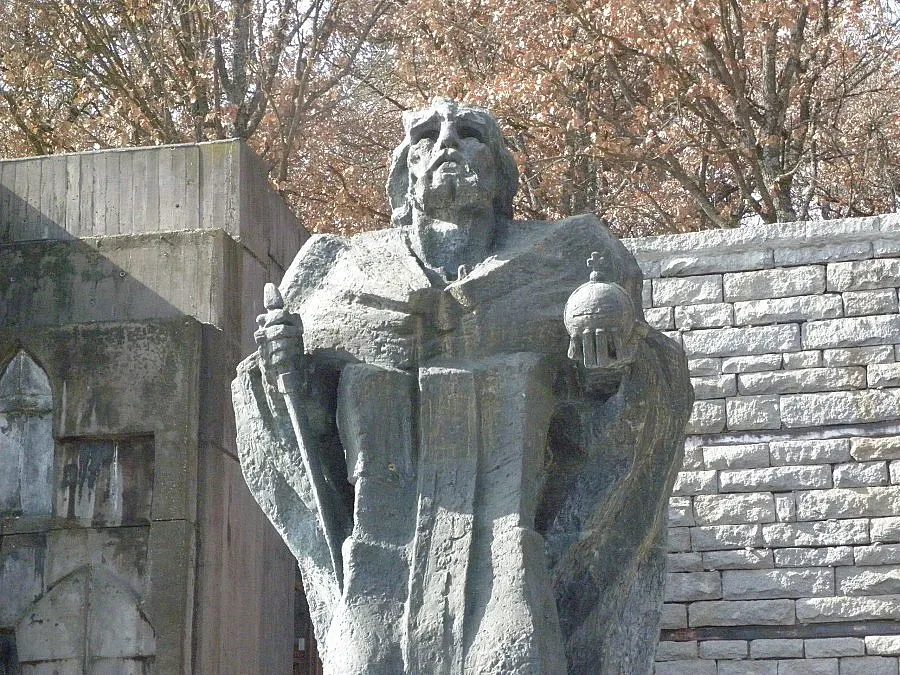  Гърци и македонци катерят планина заради Самуиловата крепост