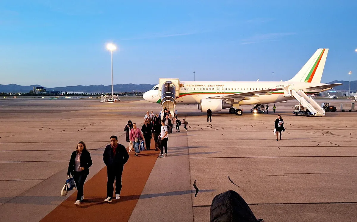 Прибраха още българи от Ливан, натовска държава помага