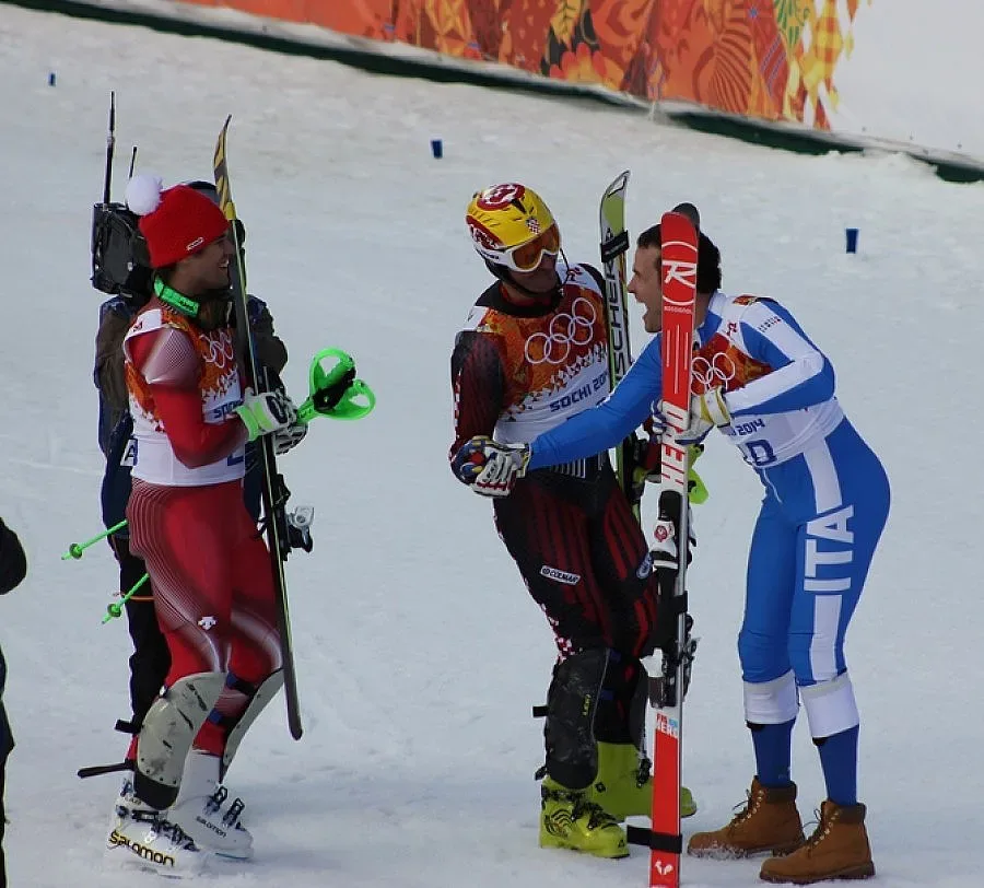 Швейцарец спечели суперкомбинацията в Сочи