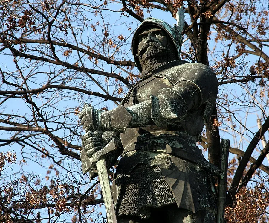 Хунедоара става столица на "синовете на враната"