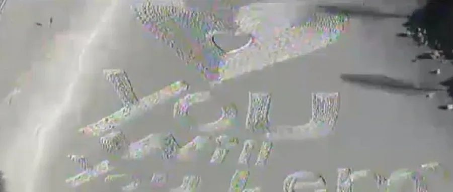 Мъж издълба предложение за брак в снега