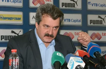 Батков: Държавата е абдикирала от футбола