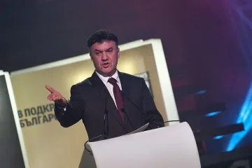 Домусчиев и Василев влизат в Изпълкома на БФС