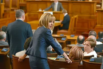 Продължава гласуването на проекта за Изборен кодекс