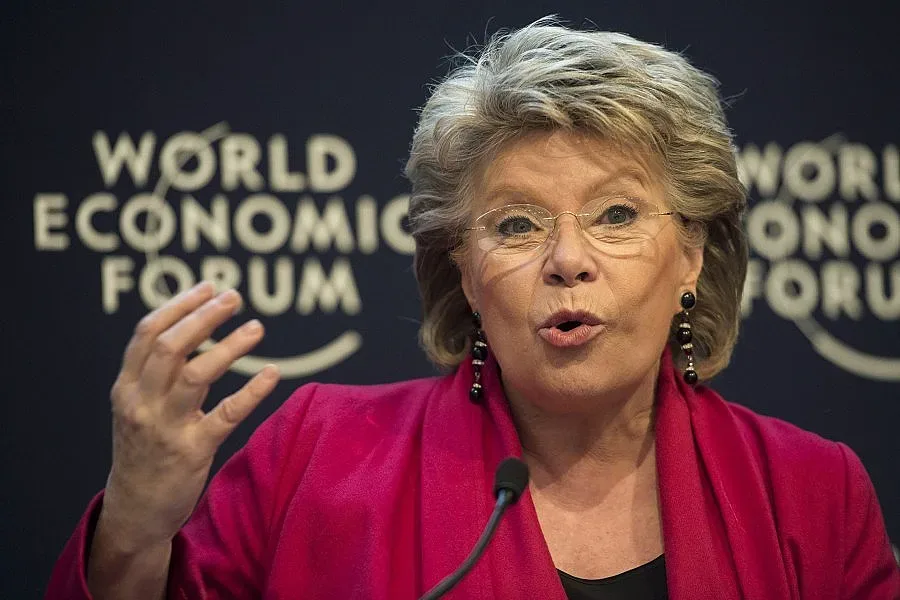 Рединг: Ромите в Европа са проблем