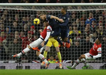 "Арсенал" не надви „Юнайтед" и остава втори във Висшата лига