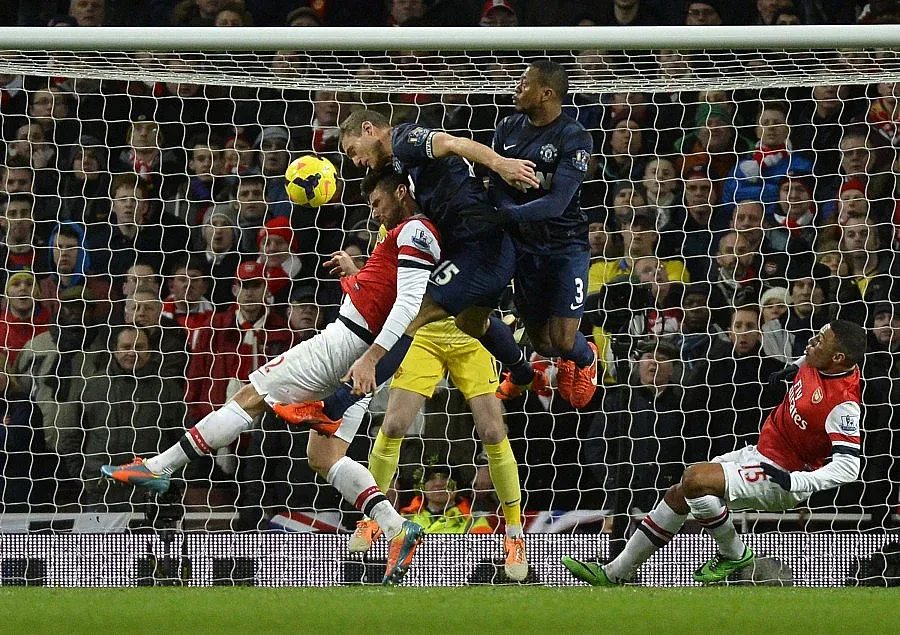 "Арсенал" не надви „Юнайтед" и остава втори във Висшата лига