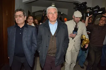 Бисеров мълчи като риба