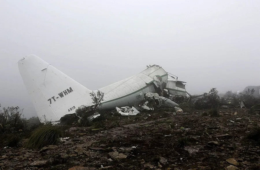 1 оцелял при самолетната трагедия в Алжир