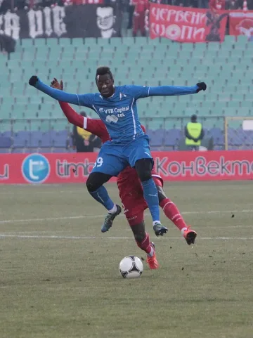 "Левски" не успя да бие и литовци