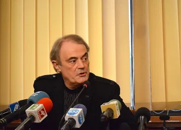 Мерцедесът на Кирил Йорданов ще вози булки