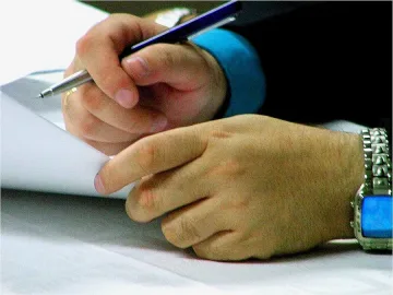 Трудови инспектори дебнат фирма за неизплатени заплати