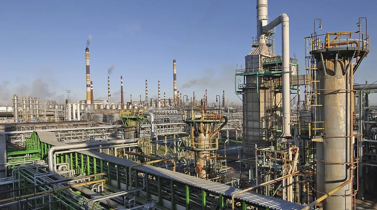 Петролът започна нов курс на поскъпване