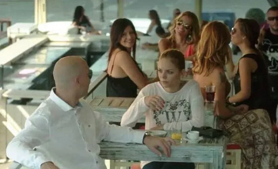 Алекс от Пловдив сваля Бахаров