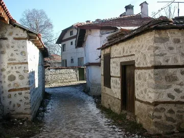 5000 англичани на ски и китайска храна в Банско