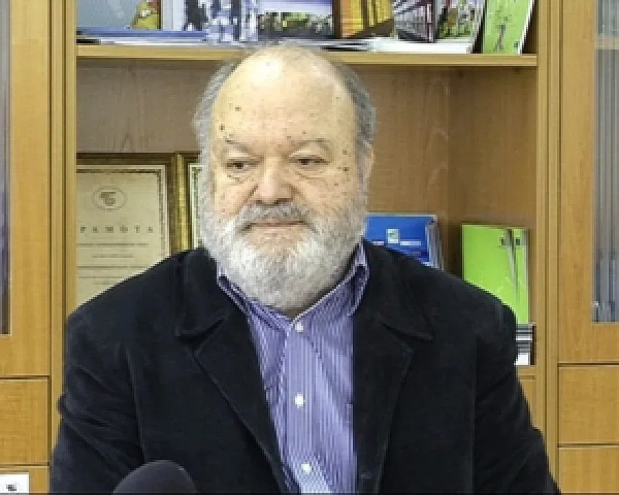 Политиците да не пречат на предприемачите