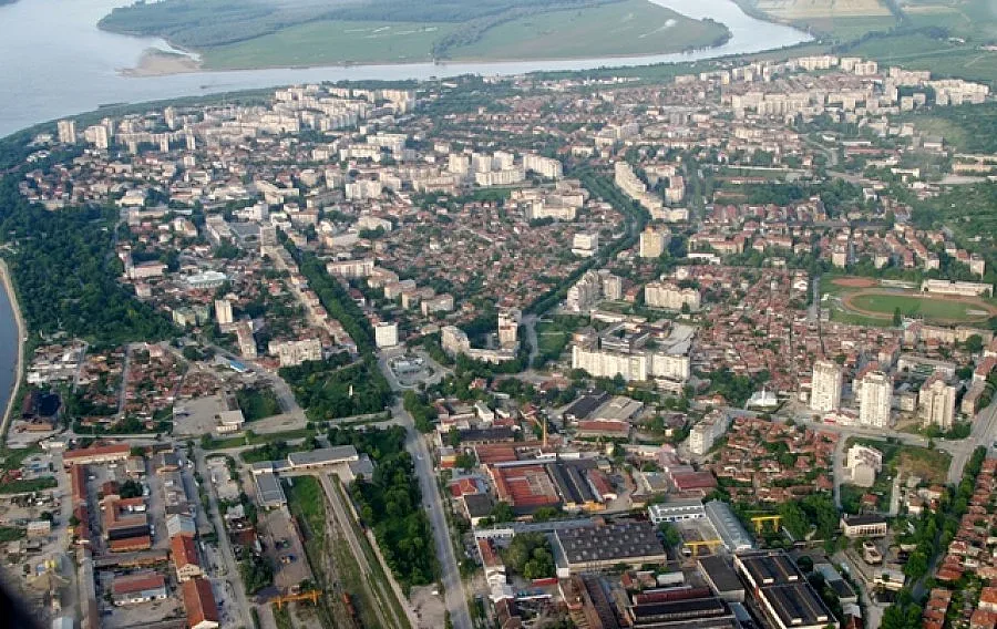 Видеостена в Силистра праща целувки за Свети Валентин